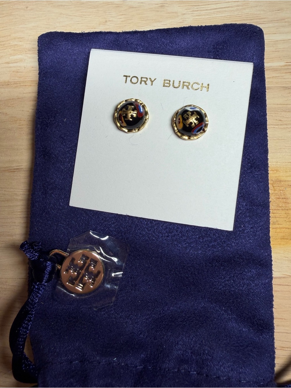 Tory Burch Black & Gold Logo wiStud Earrings with dust bag NWT